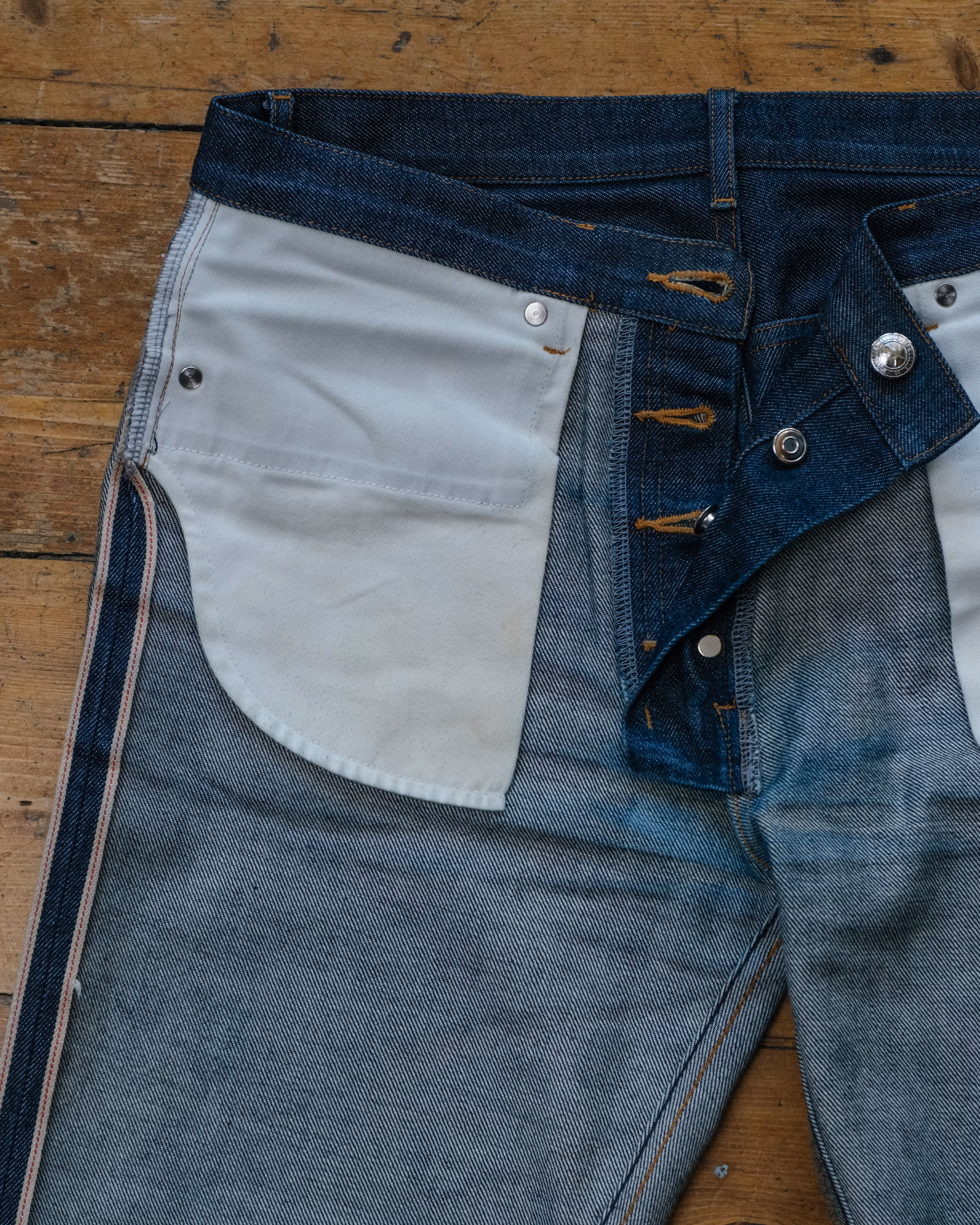 A.P.C. Selvedge Denim Minimal Wash detail 8