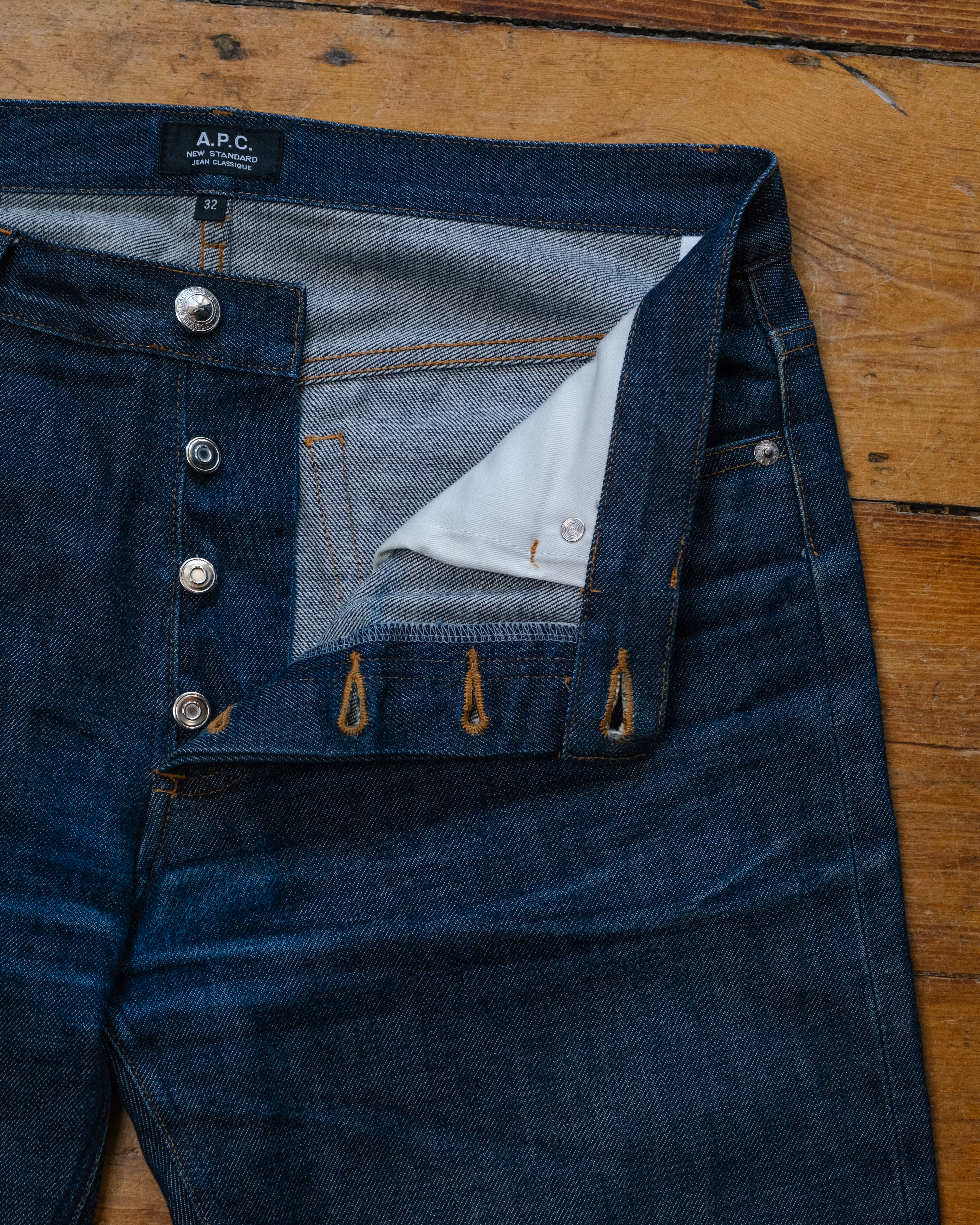 A.P.C. Selvedge Denim Minimal Wash detail 6