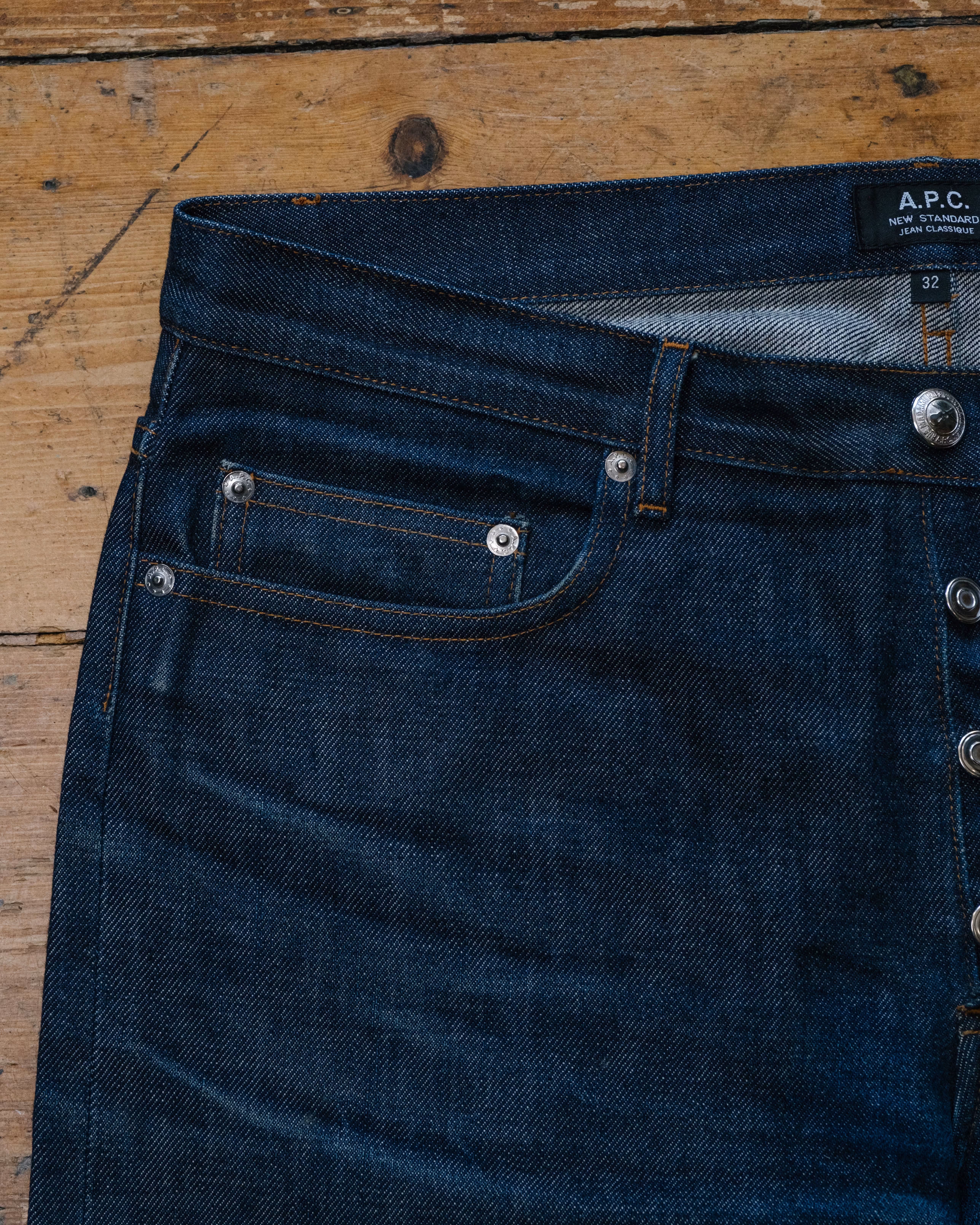 A.P.C. Selvedge Denim Minimal Wash detail 5