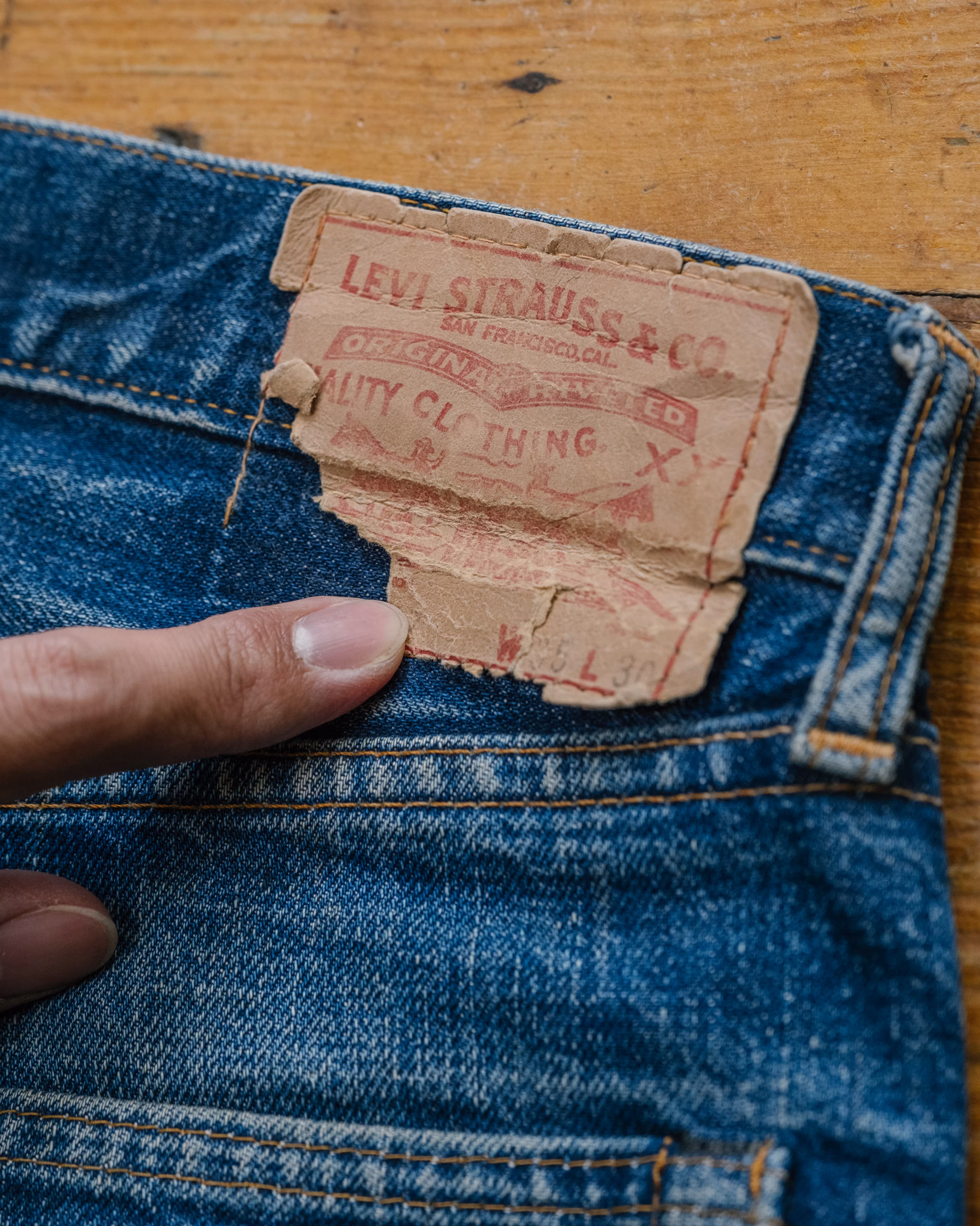 Big E Levi’s 501 Made in USA Factory Code 4 detail 6